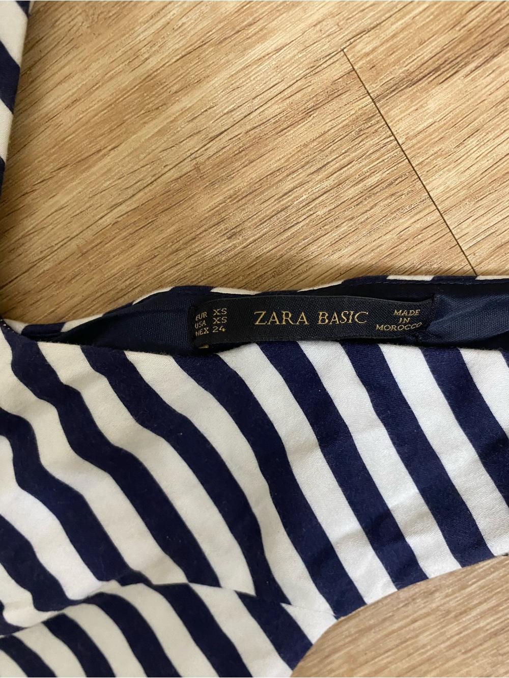 Zara Navy and White Striped V-Neck Mini Dress - Picture 3 of 7
